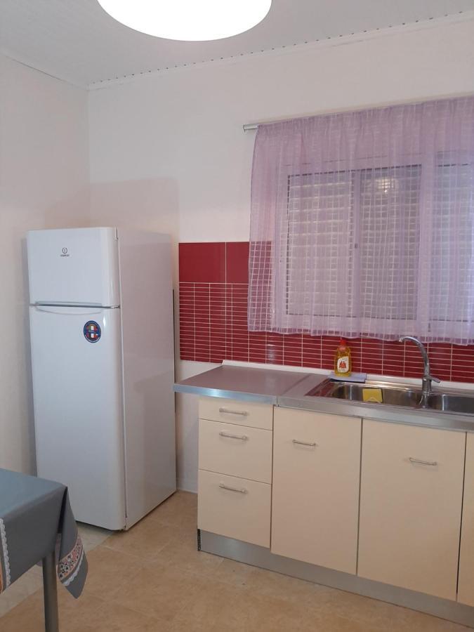 Cozy Flat In Nea Makri Apartment Exterior foto