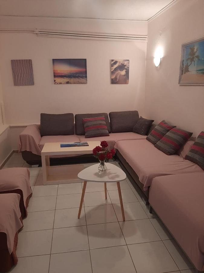 Cozy Flat In Nea Makri Apartment Exterior foto